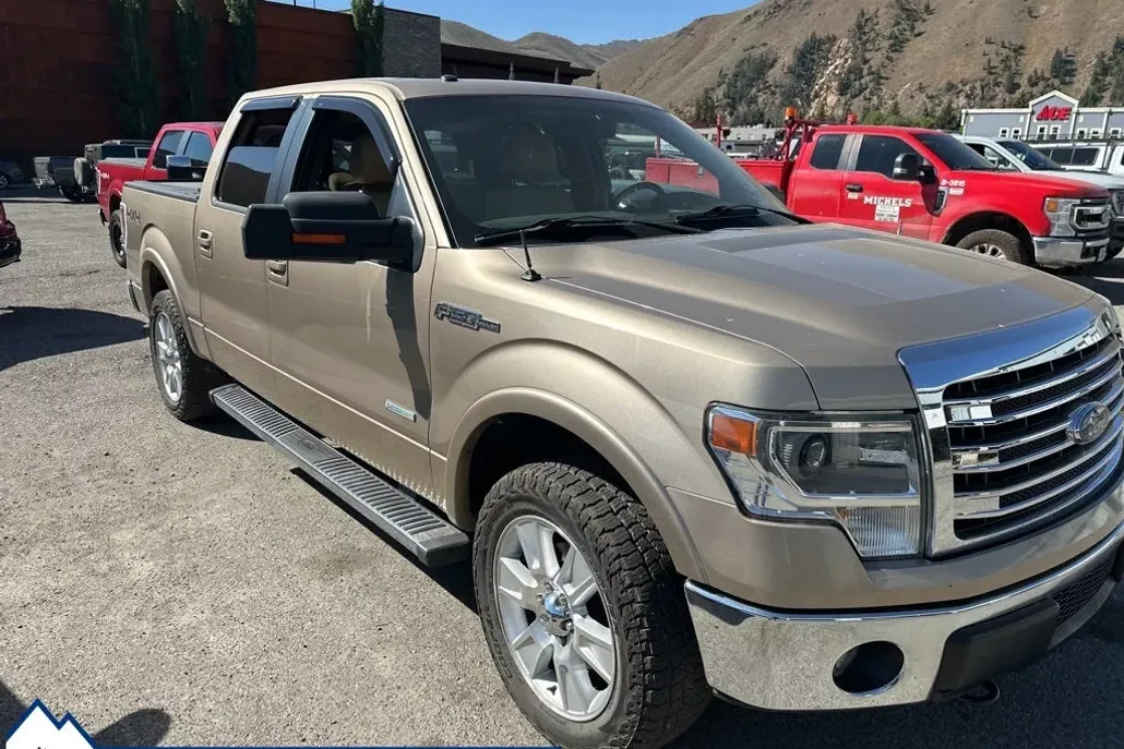 2013 Ford F-150 Lariat photo 1