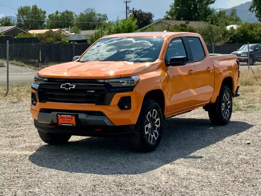 2026 Chevrolet Colorado Z71 photo 1