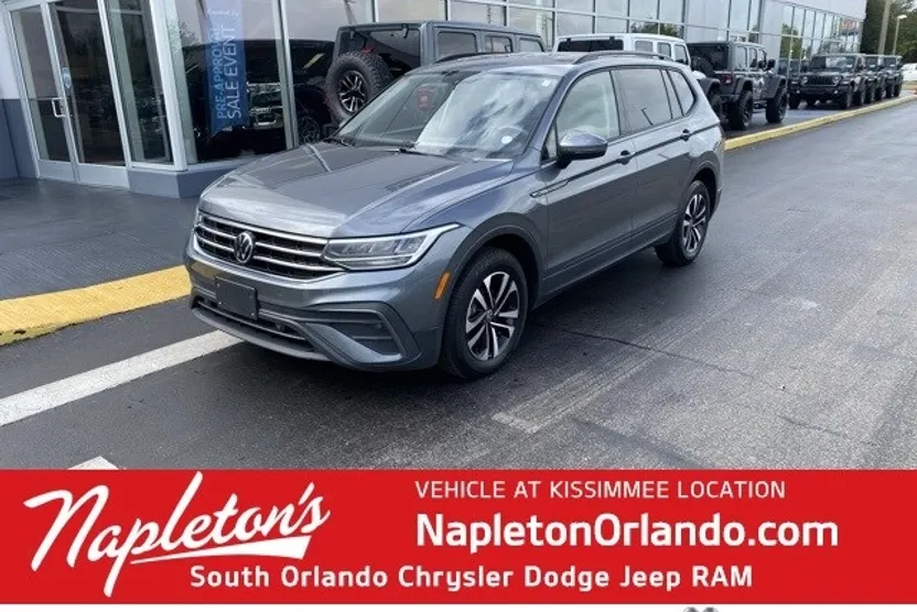 2023 Volkswagen Tiguan S photo 1