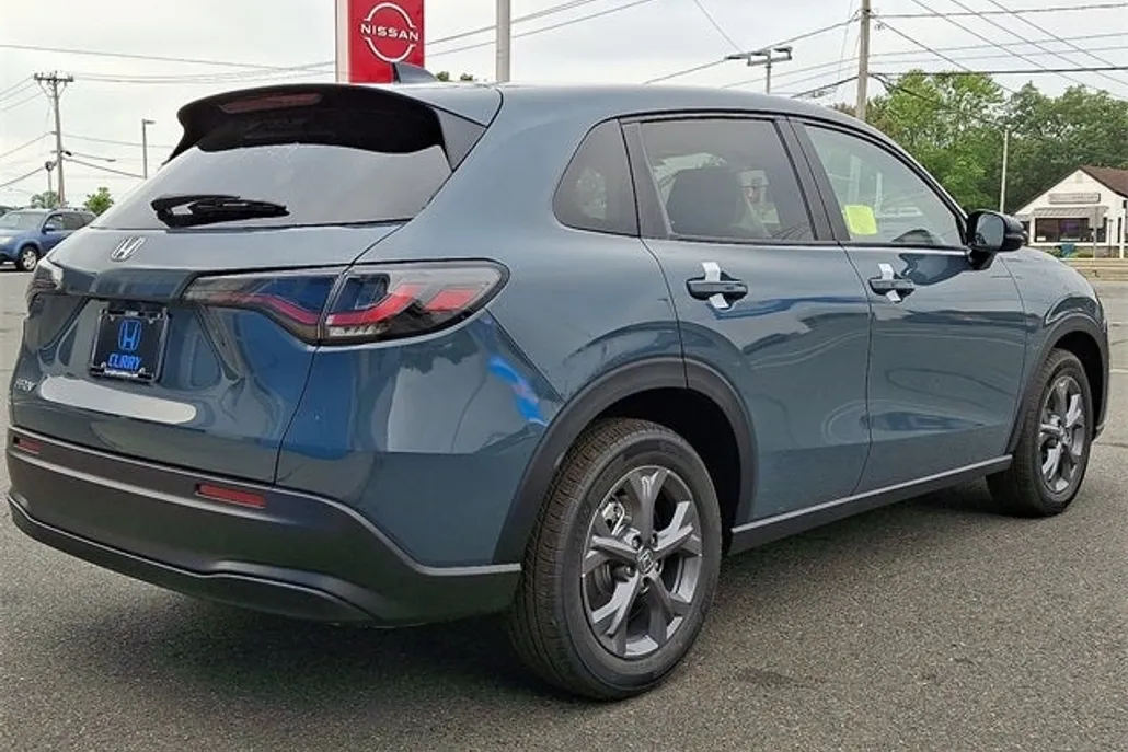 2026 Honda HR-V LX photo 1
