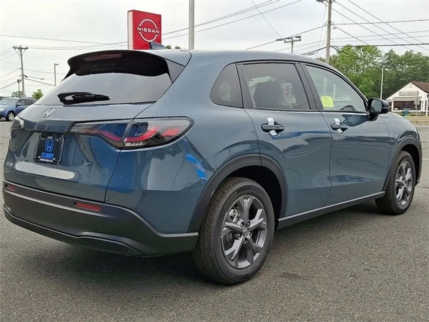 2026 Honda HR-V LX photo 1