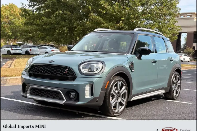2022 Mini Countryman S photo 1