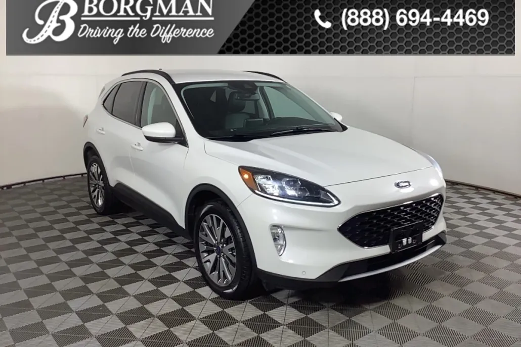 2022 Ford Escape Titanium photo 1