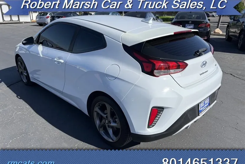2020 Hyundai Veloster 2.0L Premium photo 1