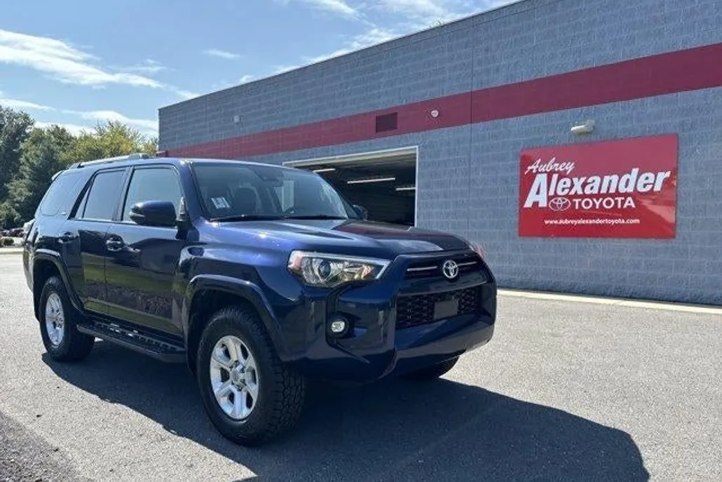 2022 Toyota 4Runner SR5 Premium 4WD photo 1
