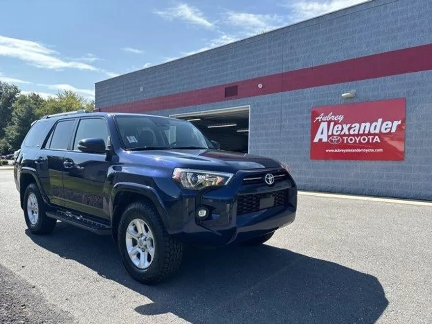 2022 Toyota 4Runner SR5 Premium 4WD photo 1