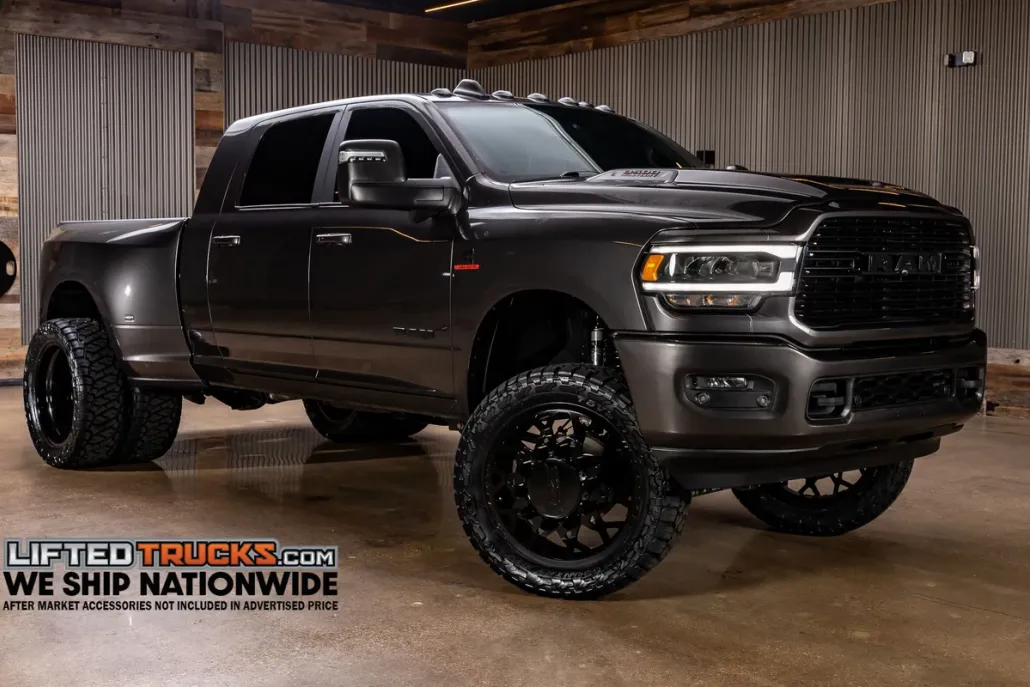 2024 Ram 3500 Laramie photo 1