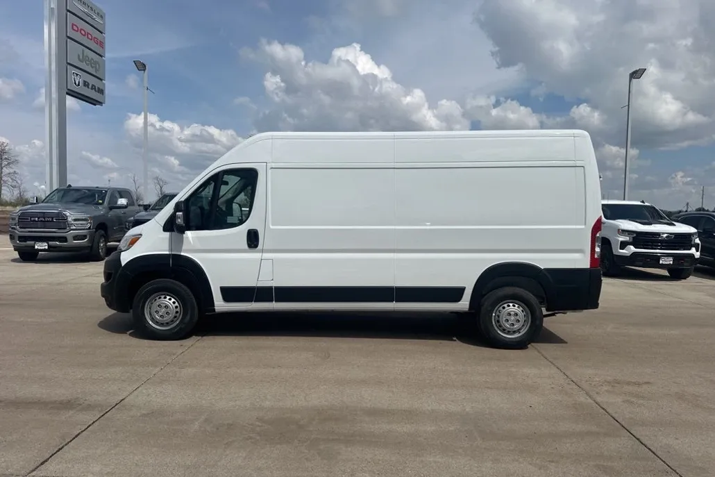 2025 Ram ProMaster 2500 photo 1