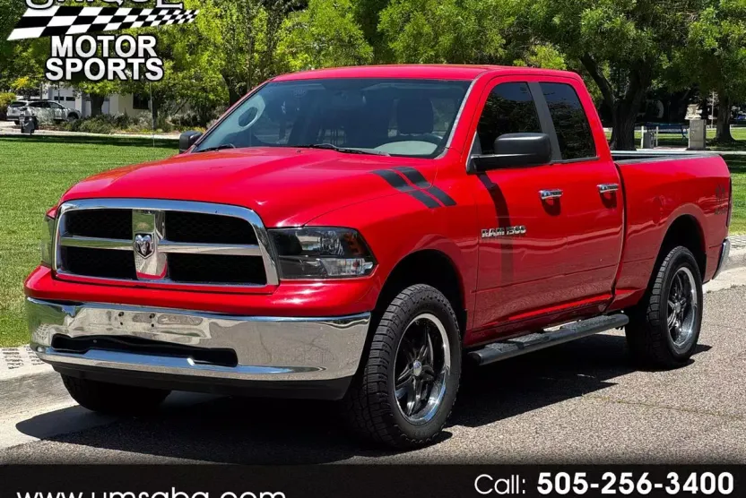 2012 Ram 1500 SLT photo 1