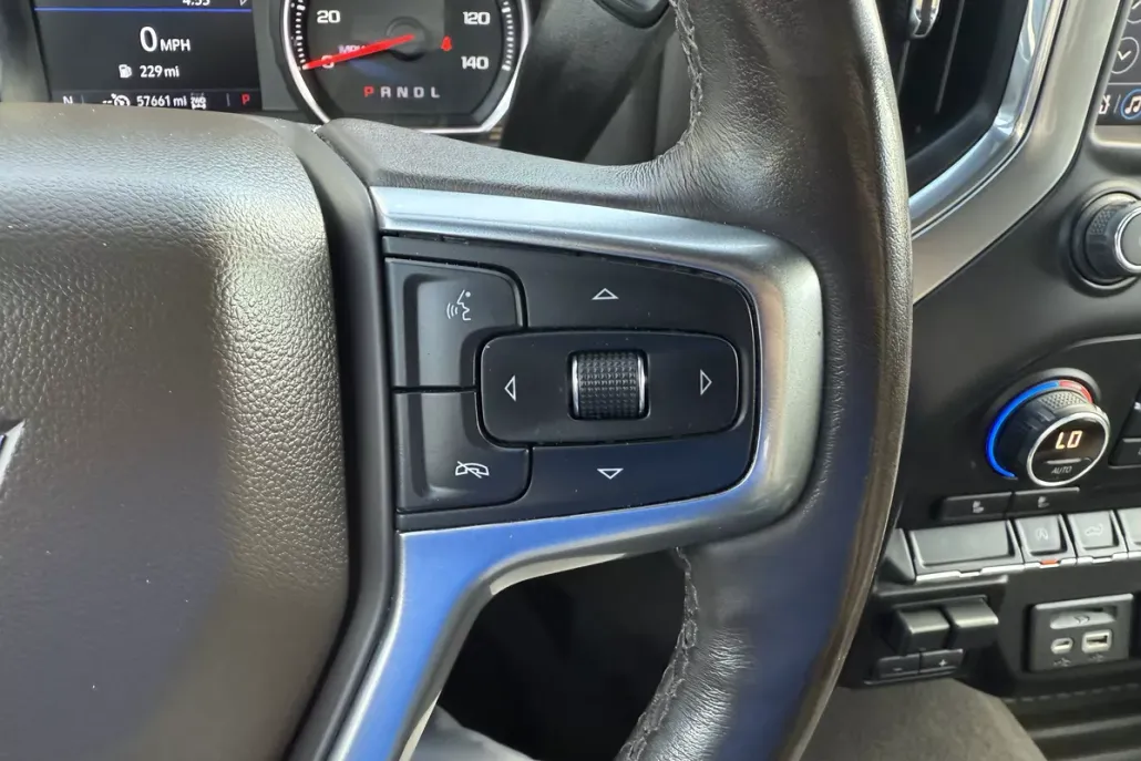2020 Chevrolet Silverado 1500 LTZ photo 1