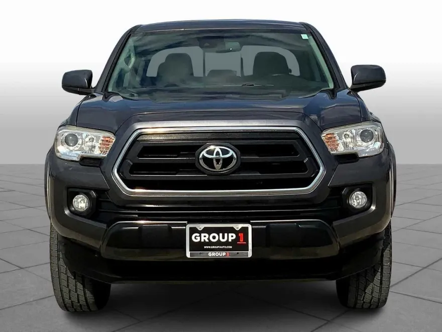 2020 Toyota Tacoma SR5 photo 3