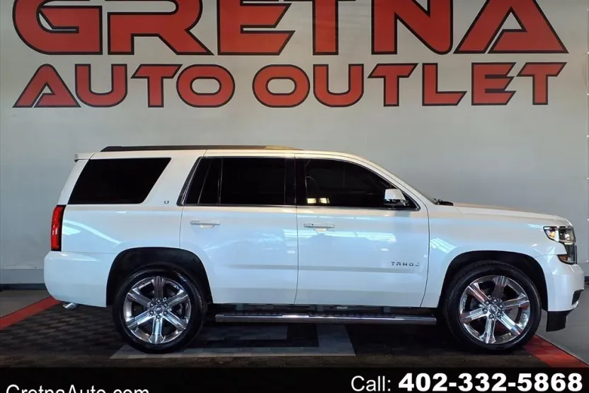 2018 Chevrolet Tahoe LT photo 1