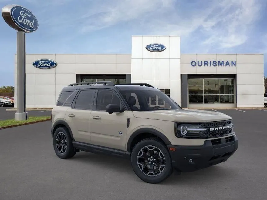 2025 Ford Bronco Sport Outer Banks photo 1