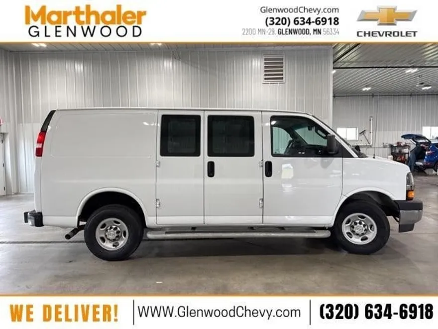 2023 Chevrolet Express Cargo 2500 photo 1