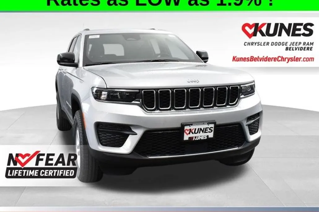 2025 Jeep Grand Cherokee Laredo photo 1