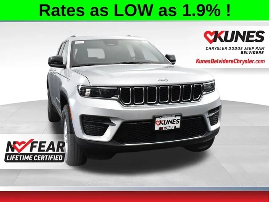 2025 Jeep Grand Cherokee Laredo photo 1