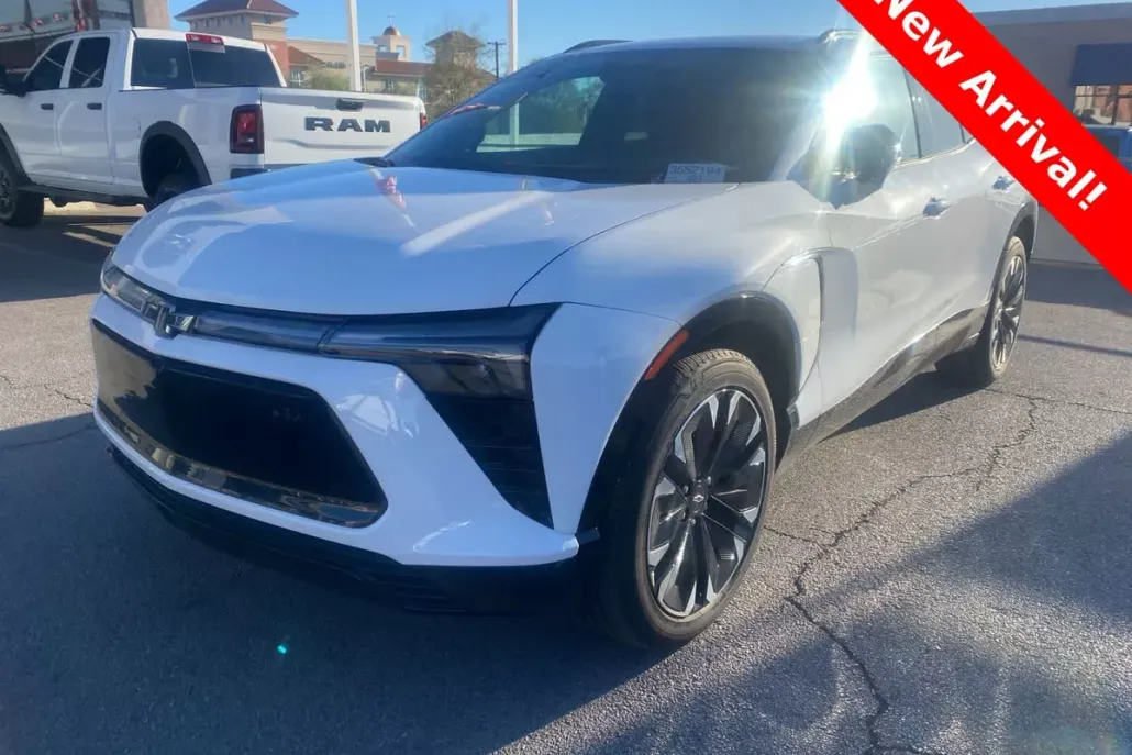 2024 Chevrolet Blazer EV RS photo 1