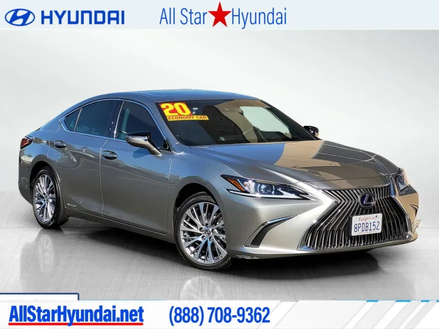 2020 Lexus ES 300h photo 1