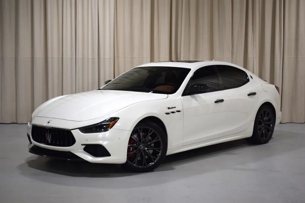 2022 Maserati Ghibli Modena Q4 photo 1