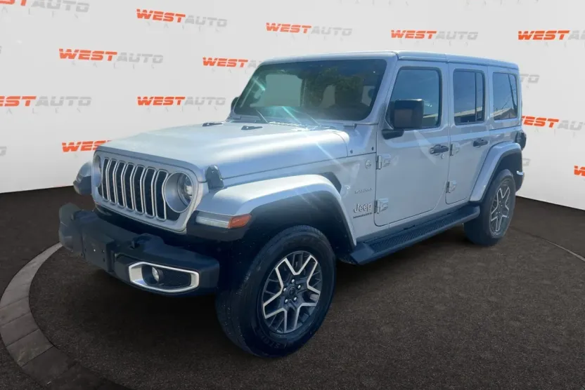 2024 Jeep Wrangler Sahara photo 1