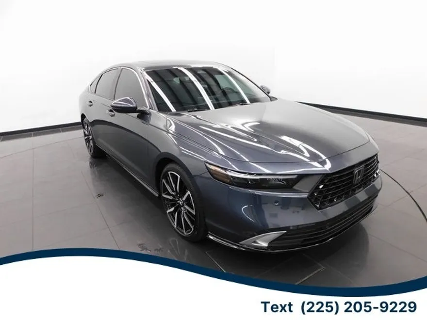 2024 Honda Accord Hybrid Touring photo 1