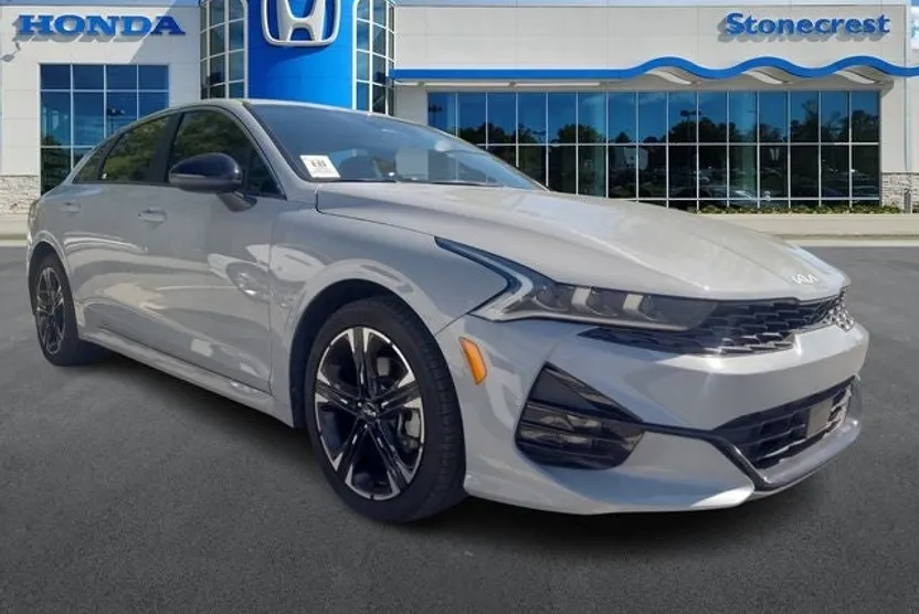 2023 Kia K5 GT-Line photo 1