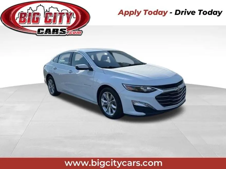 2021 Chevrolet Malibu 1LT photo 1