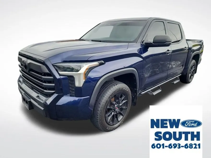 2022 Toyota Tundra SR5 photo 1