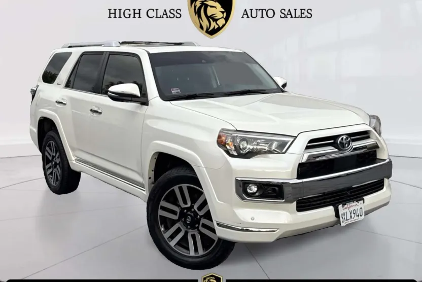 2022 Toyota 4Runner Limited photo 1