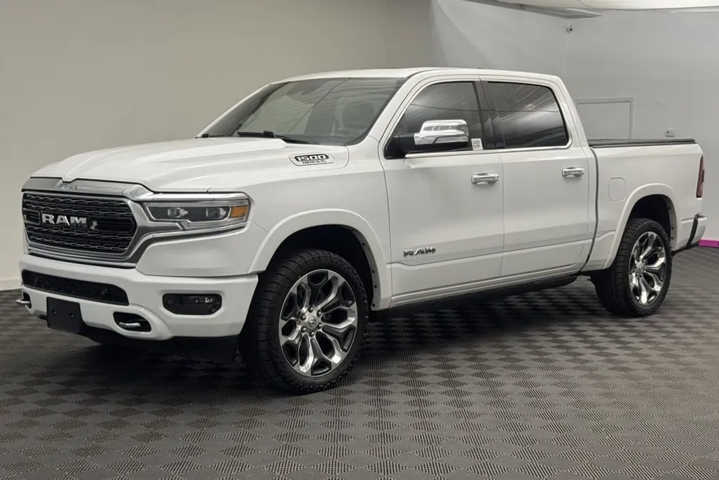 2020 Ram 1500 Limited photo 1