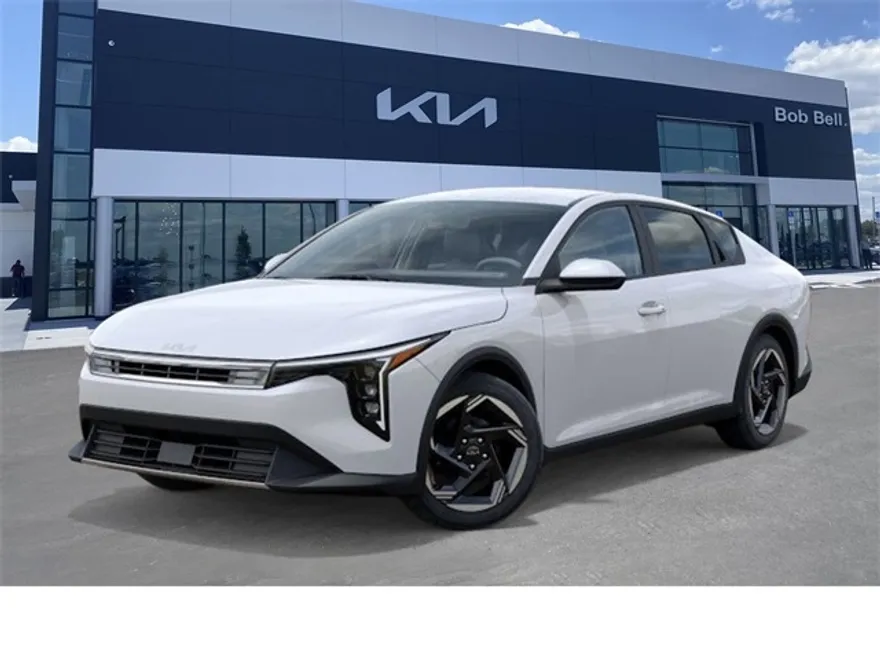 2025 Kia K4 EX photo 1