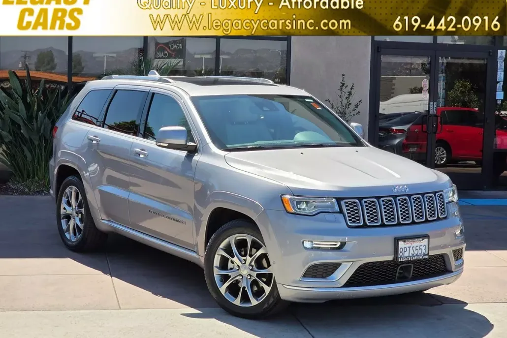 2020 Jeep Grand Cherokee Summit photo 1