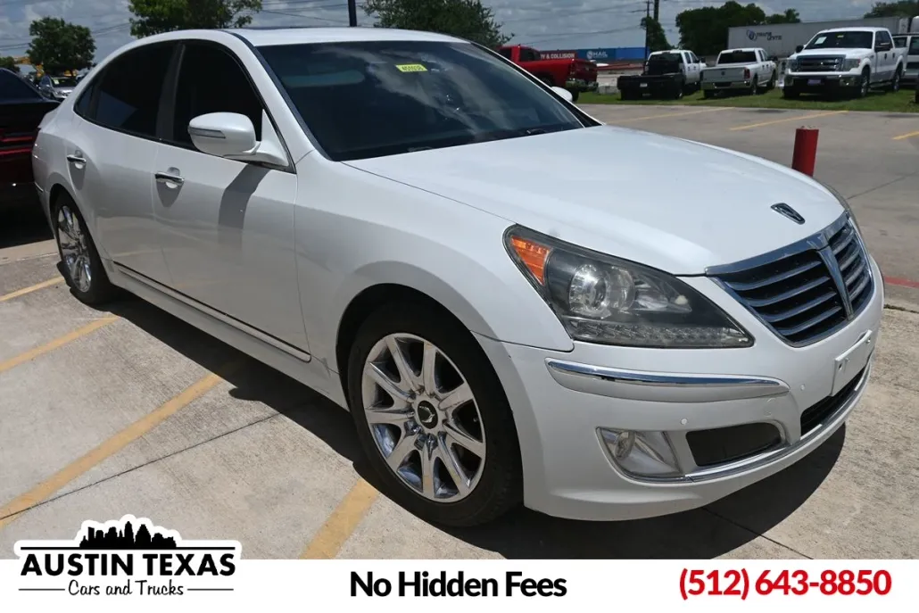 2011 Hyundai Equus Signature photo 1