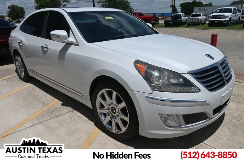 2011 Hyundai Equus Signature photo 1