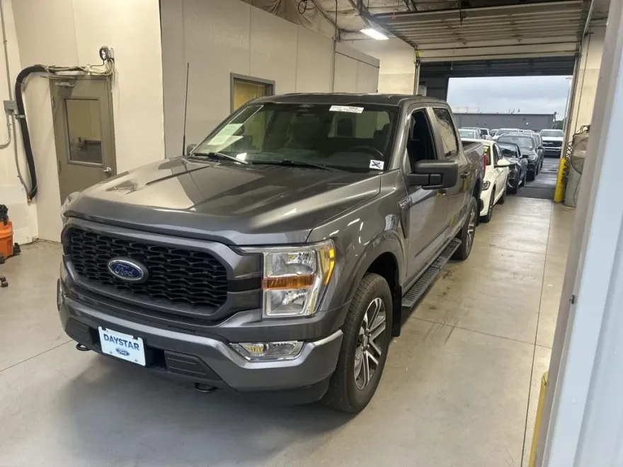 2022 Ford F-150 XL photo 1