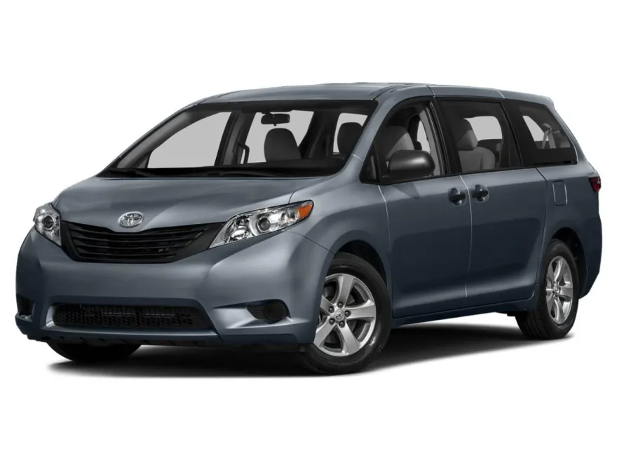 2015 Toyota Sienna L photo 1