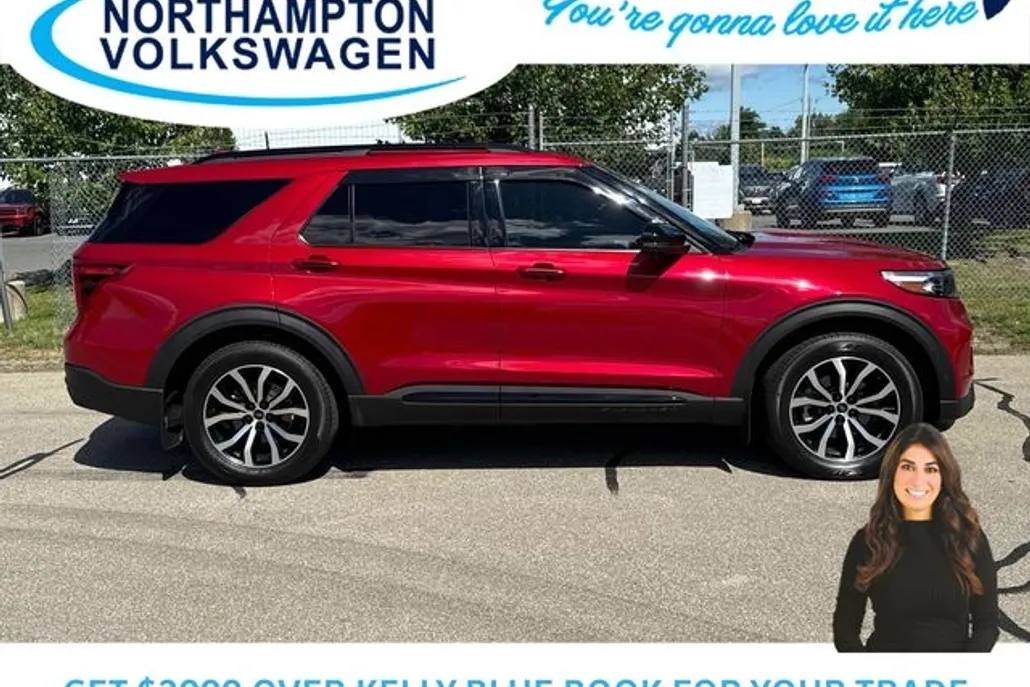2020 Ford Explorer ST photo 1
