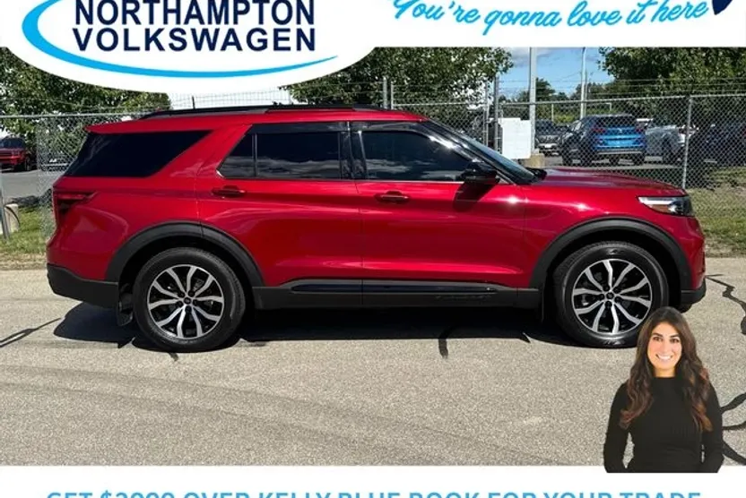 2020 Ford Explorer ST photo 1