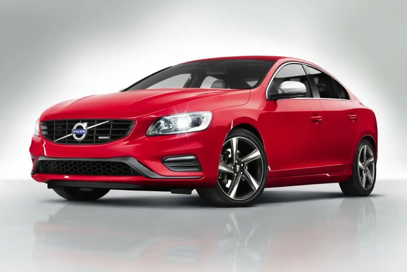 2016 Volvo S60 T6 Drive-E R-Design Platinum photo 1