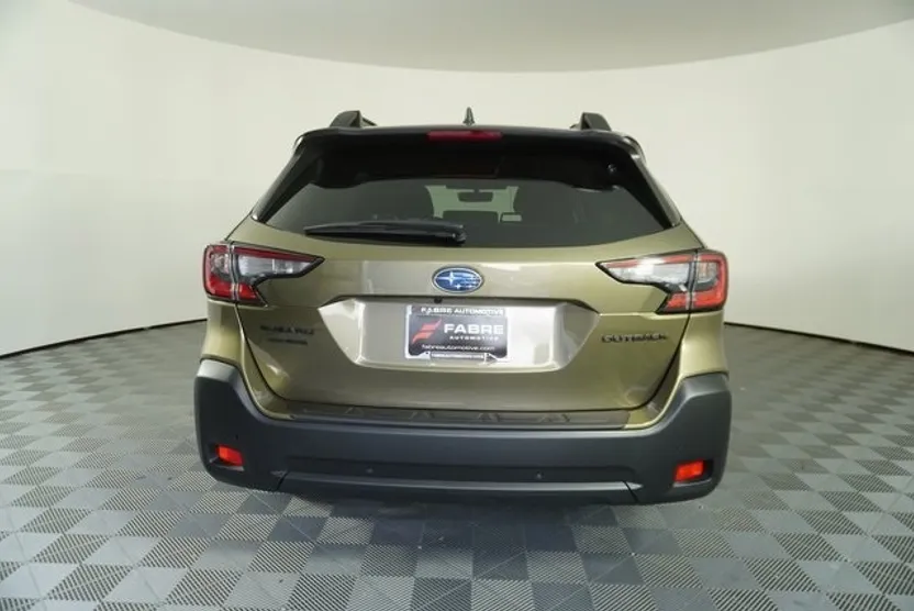 2025 Subaru Outback Onyx Edition photo 1