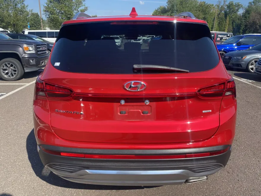 2022 Hyundai Santa Fe SEL photo 1
