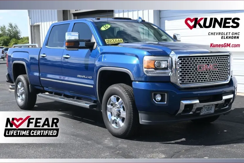 2016 Gmc Sierra 3500 HD Denali photo 1