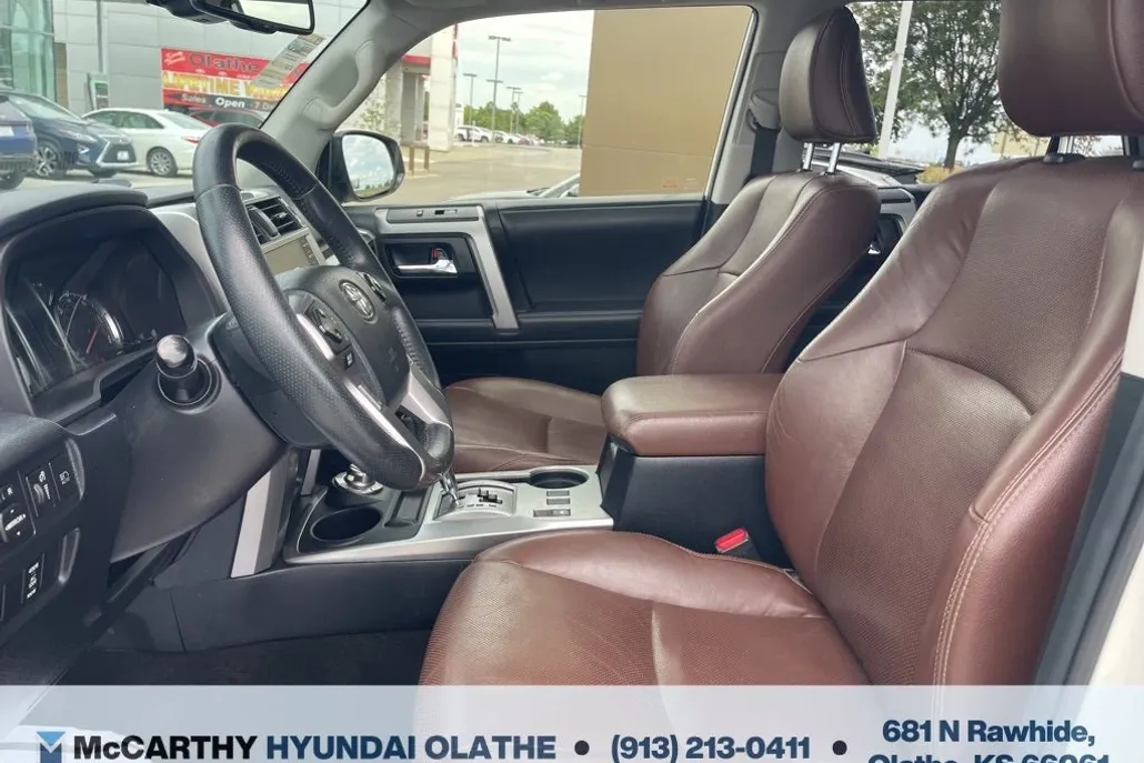 2020 Toyota 4Runner Limited photo 1