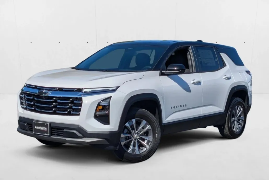 2026 Chevrolet Equinox LT photo 1