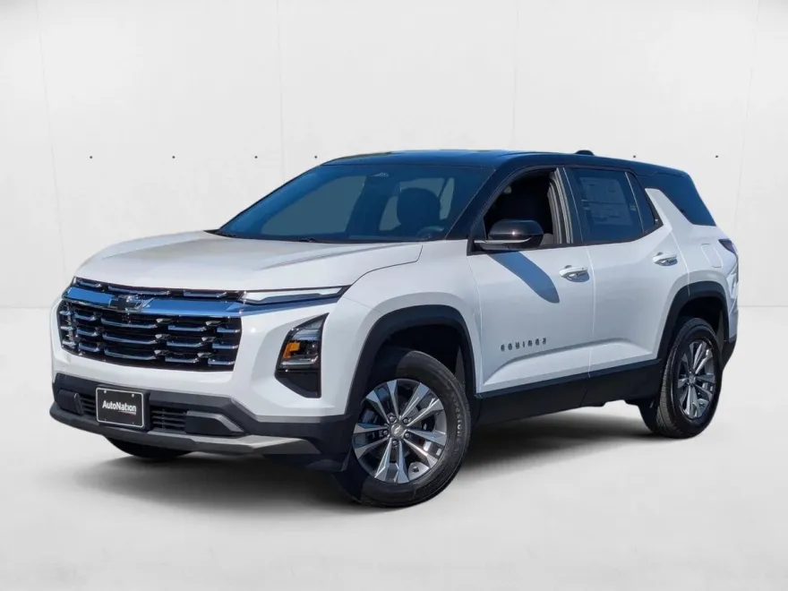 2026 Chevrolet Equinox LT photo 1