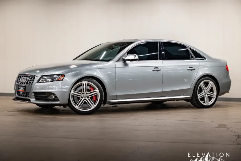 2010 Audi S4 Base Prestige photo 1