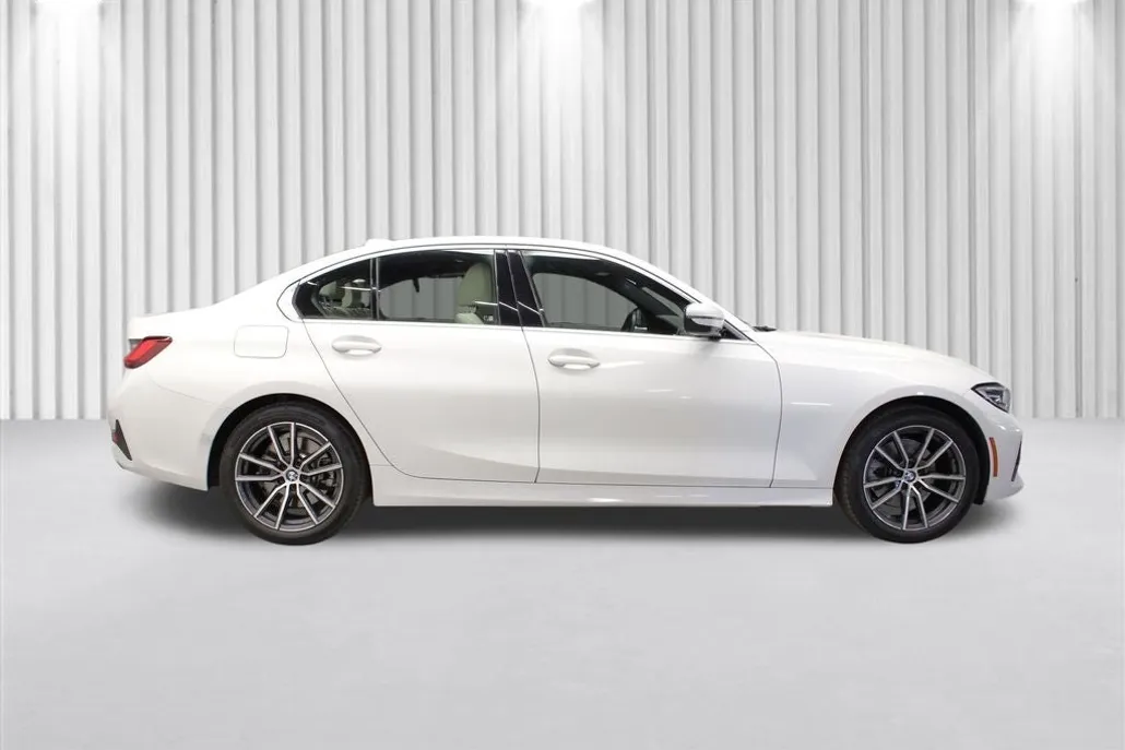 2022 Bmw 330i xDrive photo 1