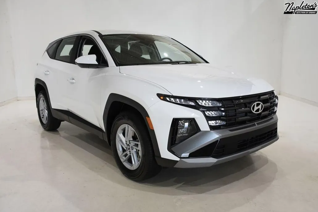 2026 Hyundai Tucson SE photo 1