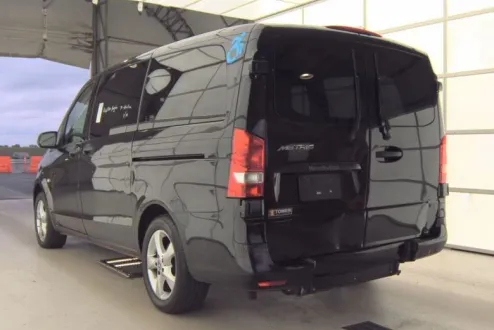 2018 Mercedes Benz Metris photo 3