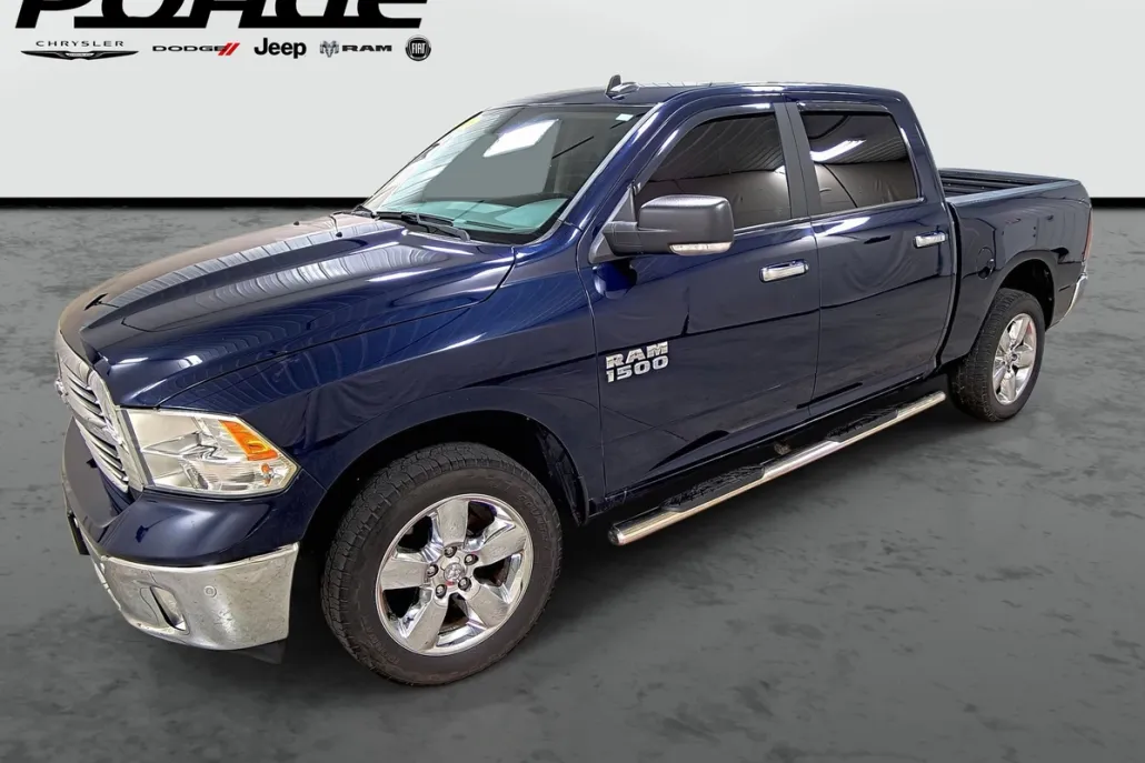 2018 Ram 1500 SLT photo 1